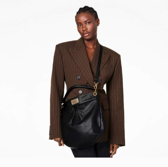 Marc Jacob Leather Satchel black handle or cross body. Gold accent - Picture 2 of 16